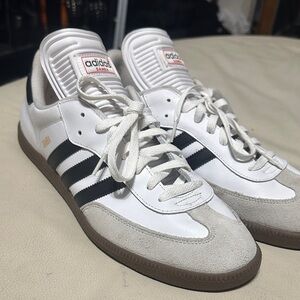 Brand new adidas White and Black Classic Samba Sneakers with Gum Sole US 13
